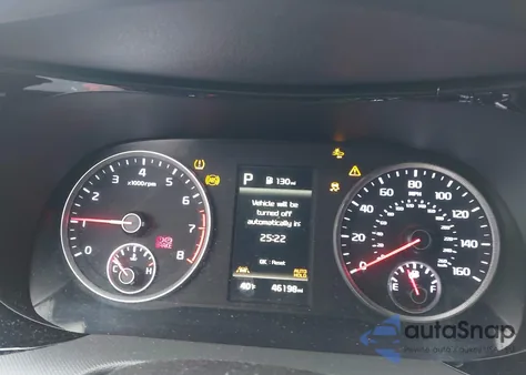 2021 Kia K5 Gt-Line z USA, uszkodzony, nr VIN 5XXG64J25MG064172